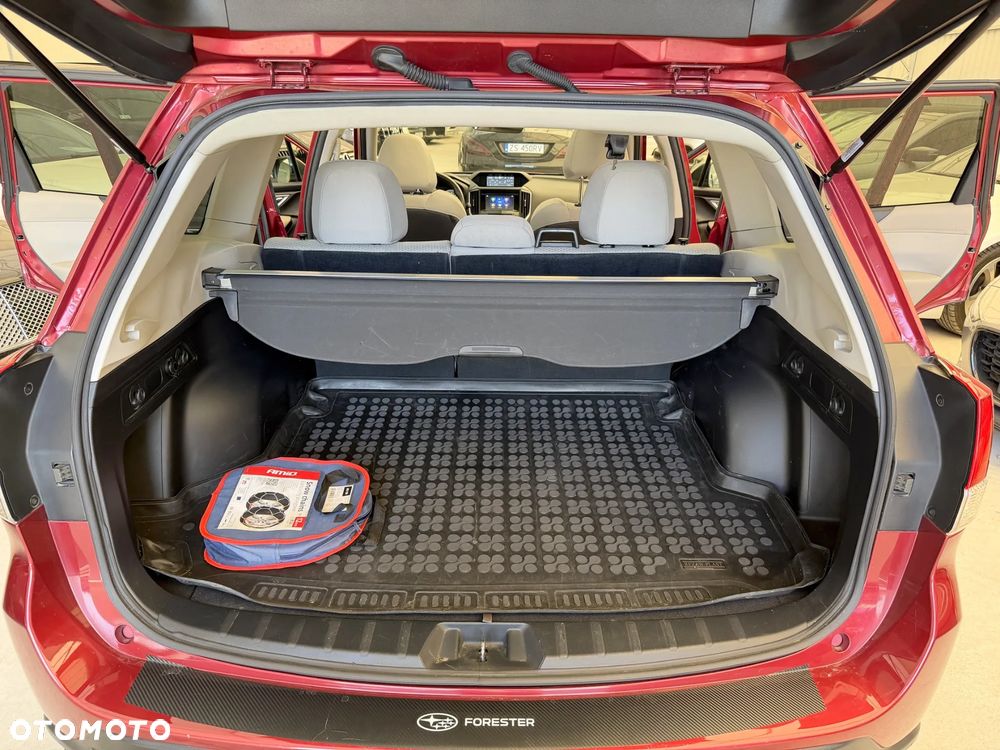 Subaru Forester 2.0XT Lineartronic Platinum - 11