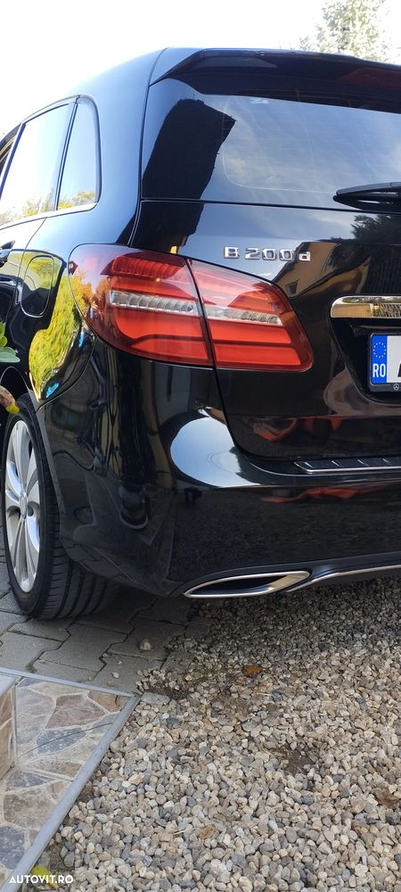 Mercedes-Benz B 200 d 7G-DCT Edition - 11