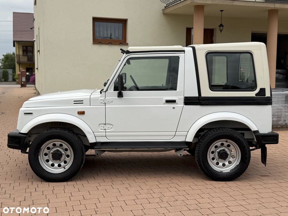 Suzuki Samurai 1.3 JX Canvas Top Special - 12