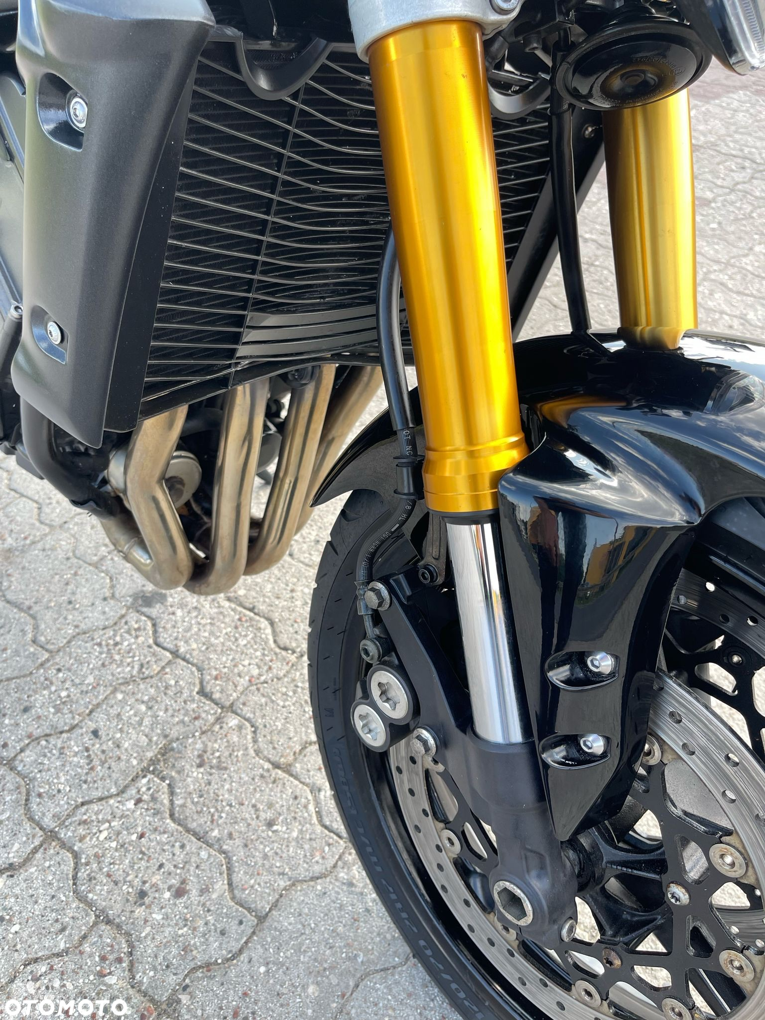 Yamaha FZ - 17