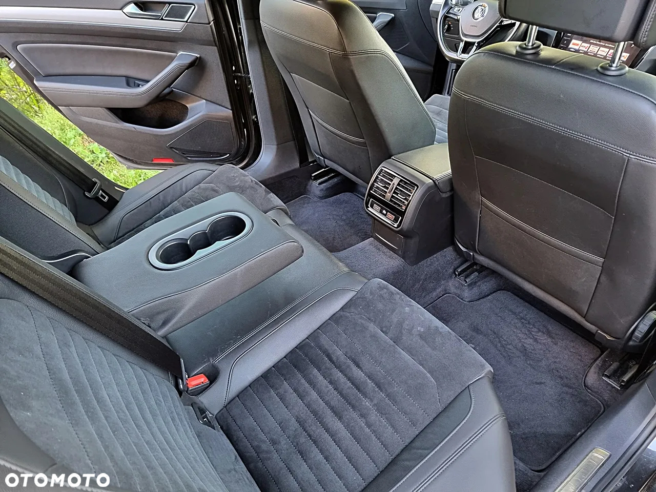 Volkswagen Passat - 18