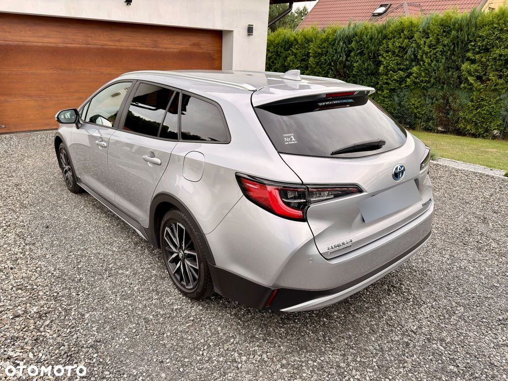 Toyota Corolla 2.0 Hybrid Trek - 5