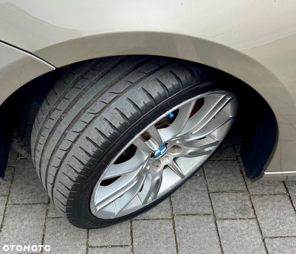 BMW Seria 3 330i Edition Exclusive - 23