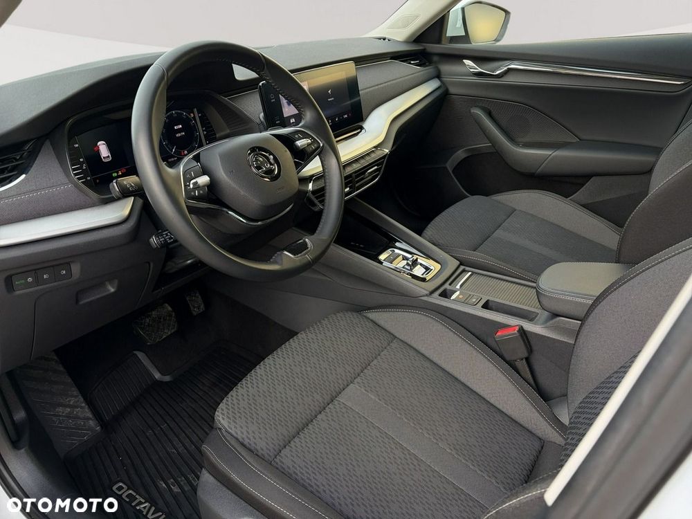 Skoda Octavia 1.5 TSI e-TEC DSG Style - 8