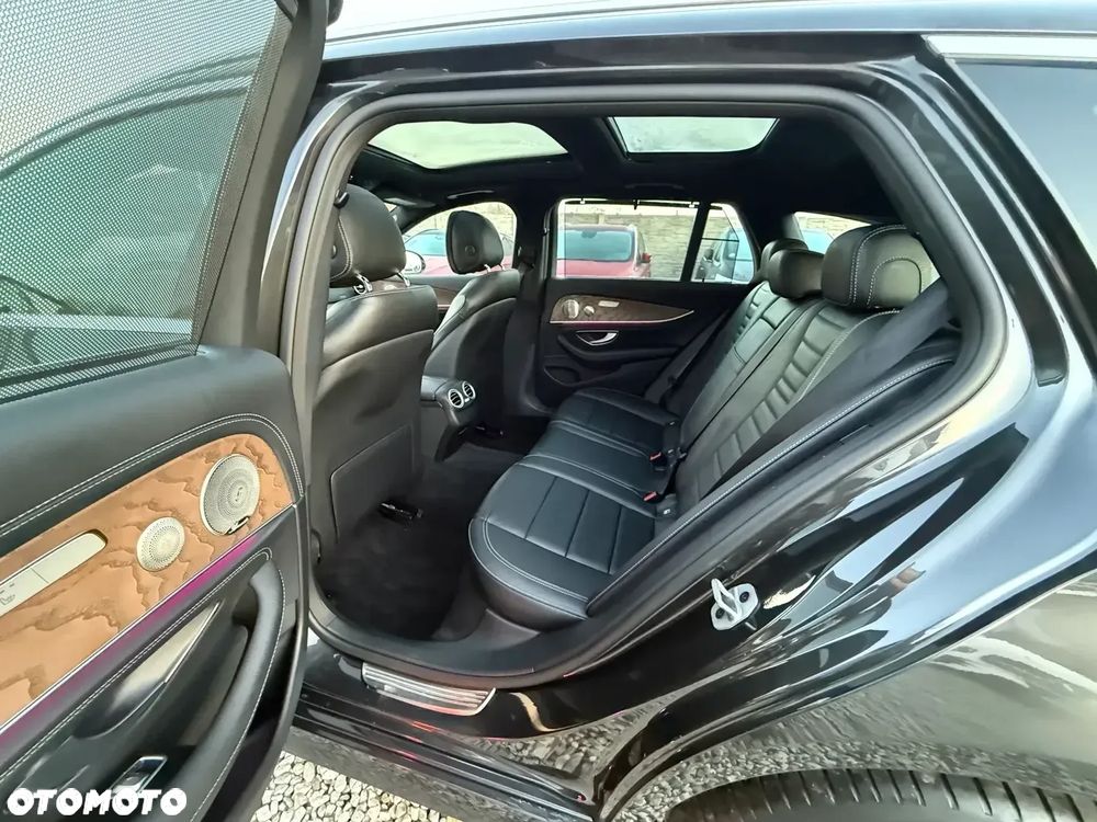 Mercedes-Benz Klasa E 300 de PHEV 4-Matic AMG 9G-Tronic - 33
