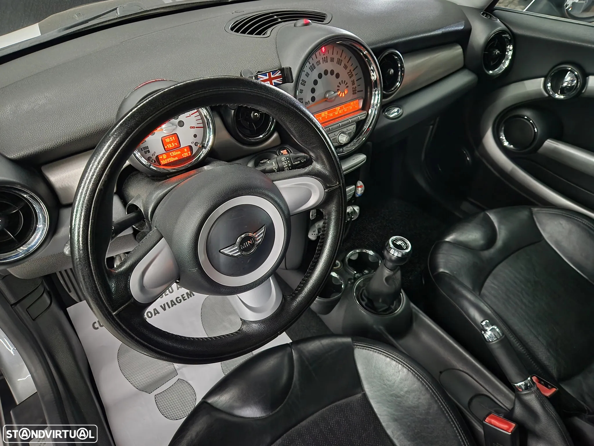 MINI 3 Portas Cooper S - 10