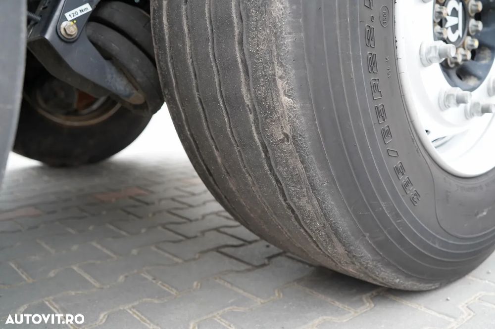 Krone CORTINĂ KRONE / 2024 / COȘ PENTRU PALEȚI / 2 AXE RIDICATIVE / PUȚIN FOLOSIT / - 27