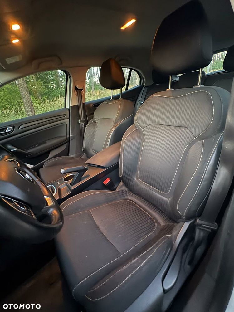 Renault Megane 1.5 dCi Business - 11