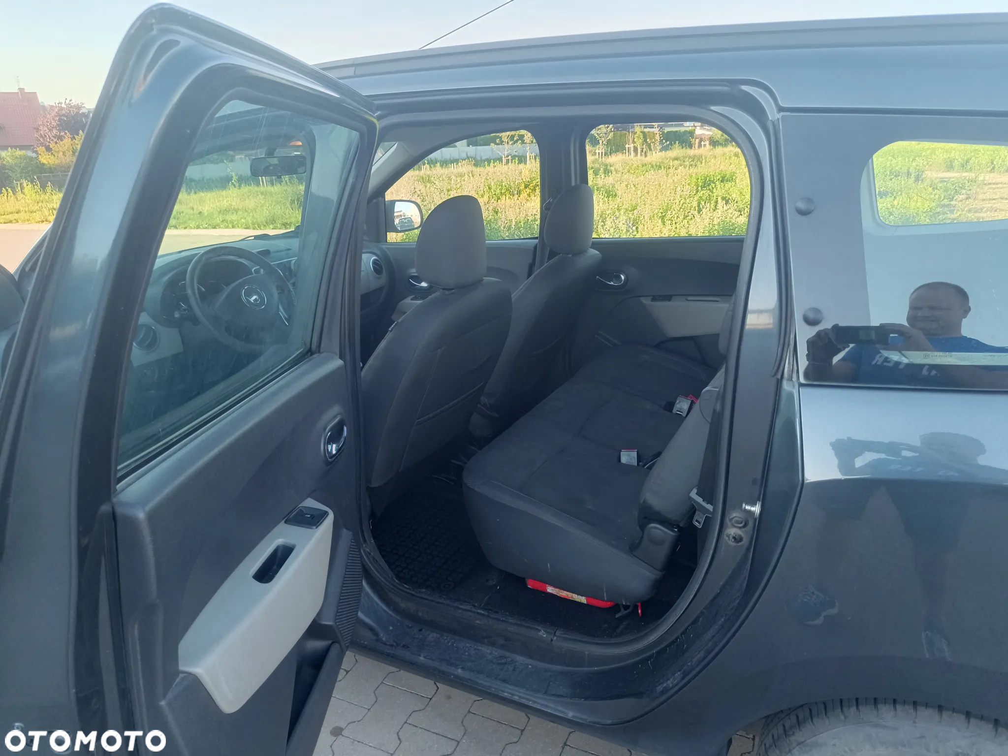 Dacia Lodgy 1.5 dCi Laureate - 13