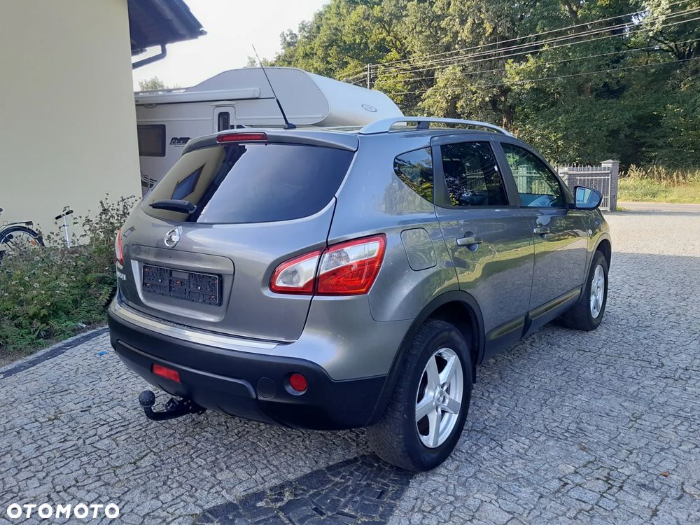 Nissan Qashqai 2.0 360 - 8