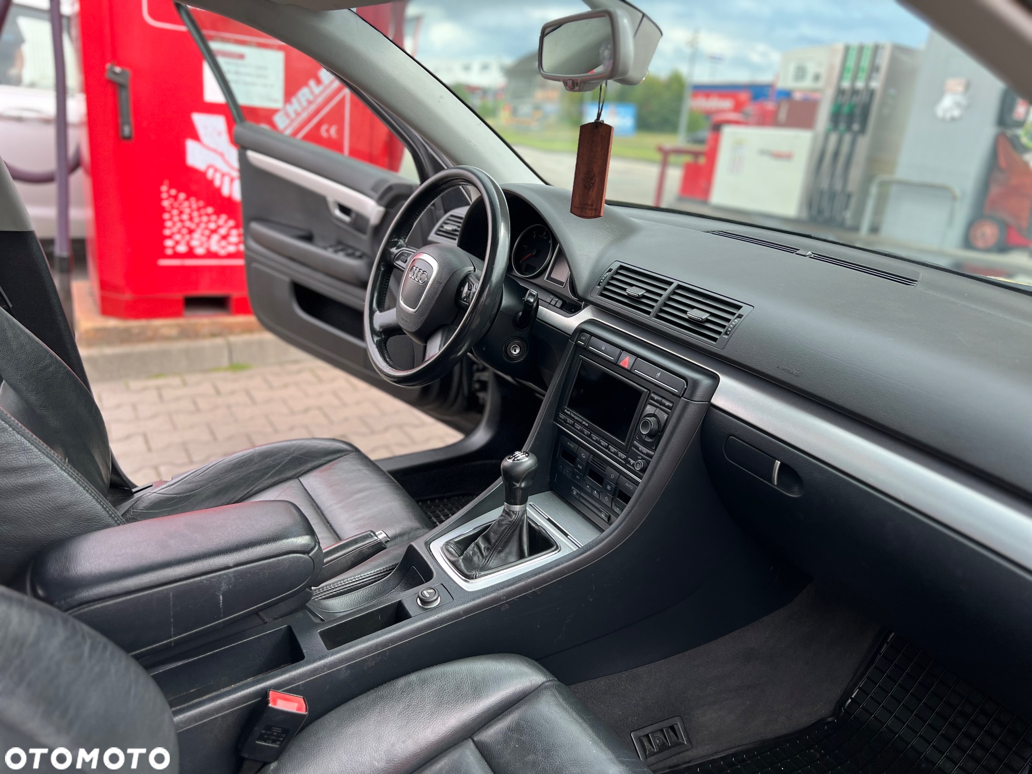 Audi A4 Avant 2.0 TDI DPF - 29