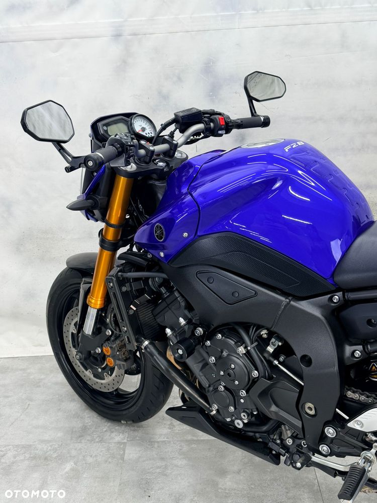 Yamaha FZ8 - 3