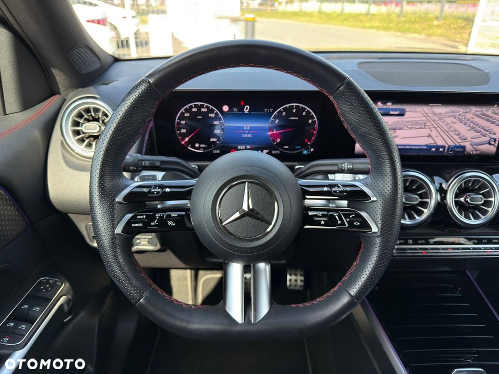 Mercedes-Benz GLB 220 mHEV 4-Matic AMG Line 8G-DCT - 19