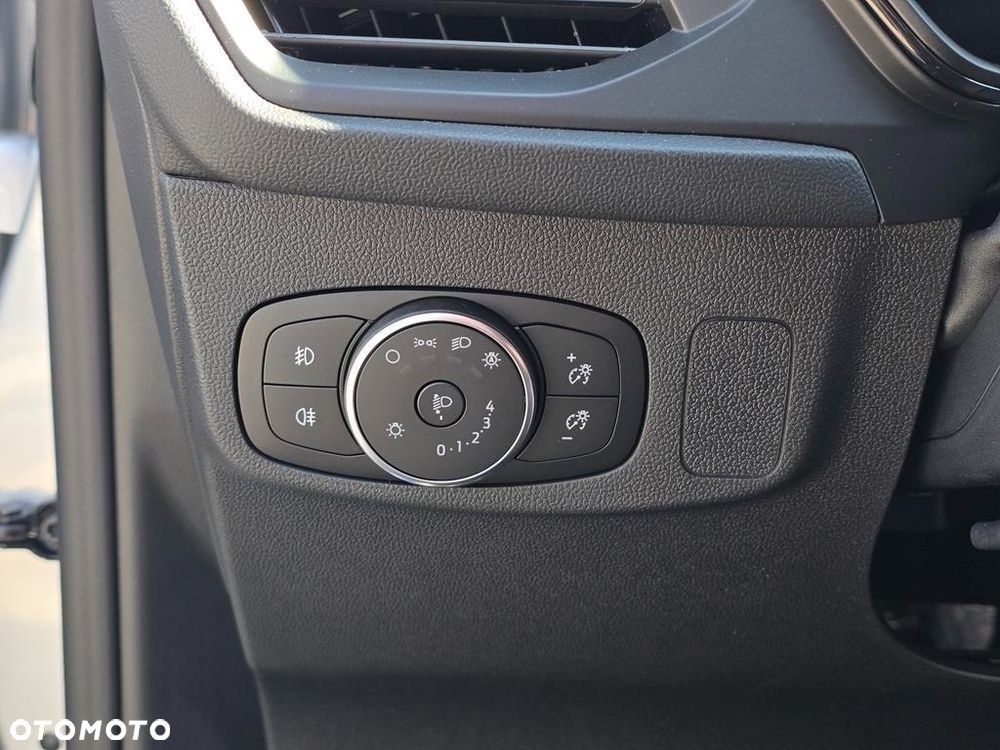 Ford Focus 1.0 EcoBoost mHEV ST-Line X - 14