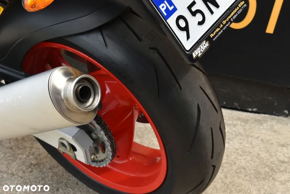 Ducati Monster - 17