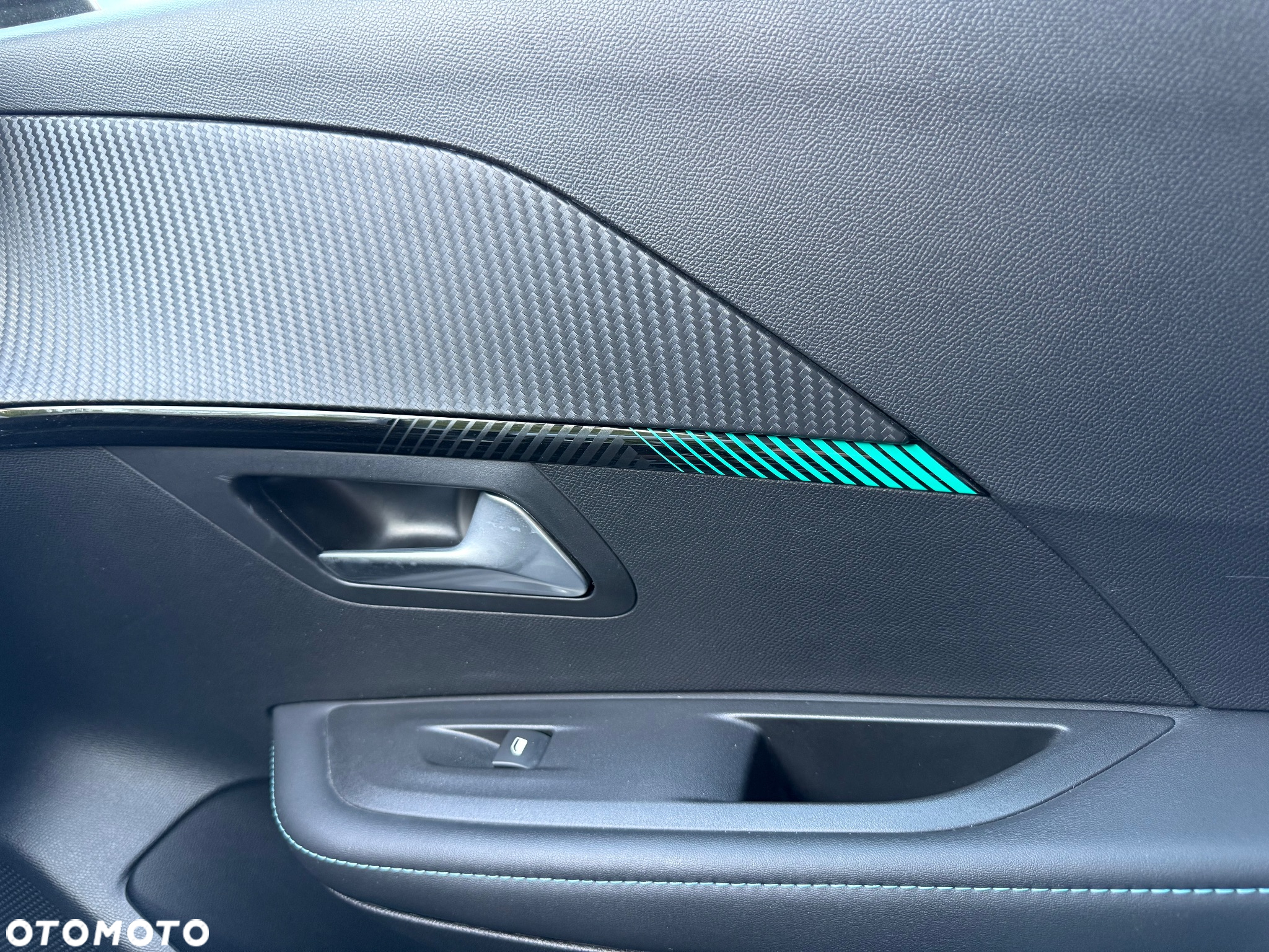 Peugeot 208 PureTech 100 Allure Pack - 14