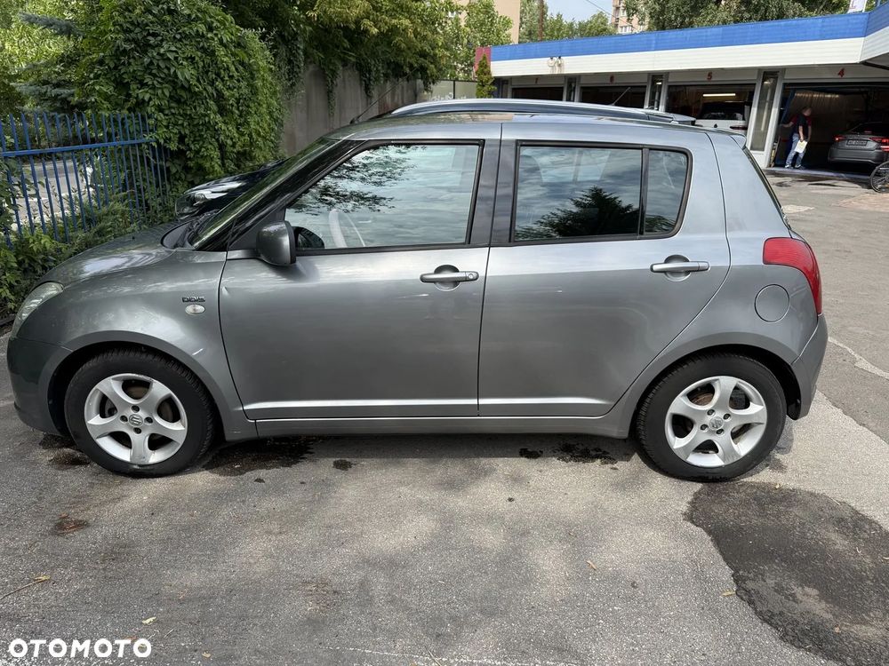 Suzuki Swift - 2