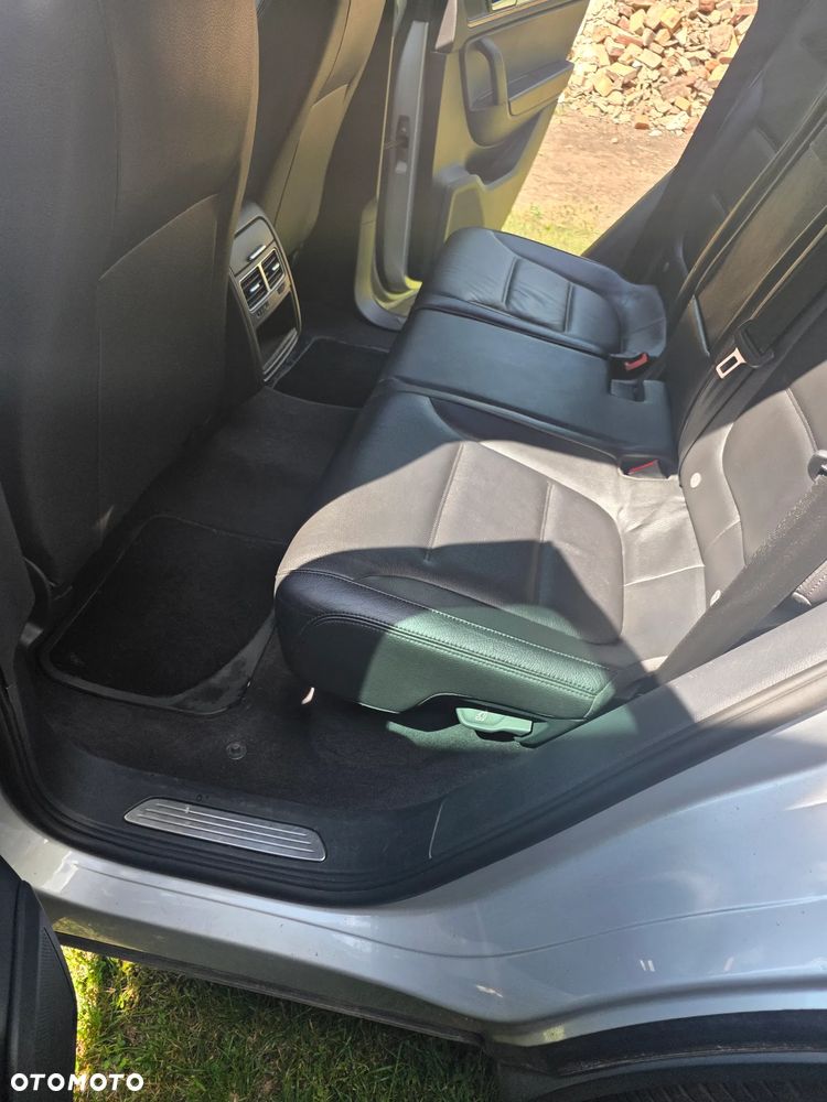 Volkswagen Touareg 3.0 V6 TDI 4XMot BMT - 10