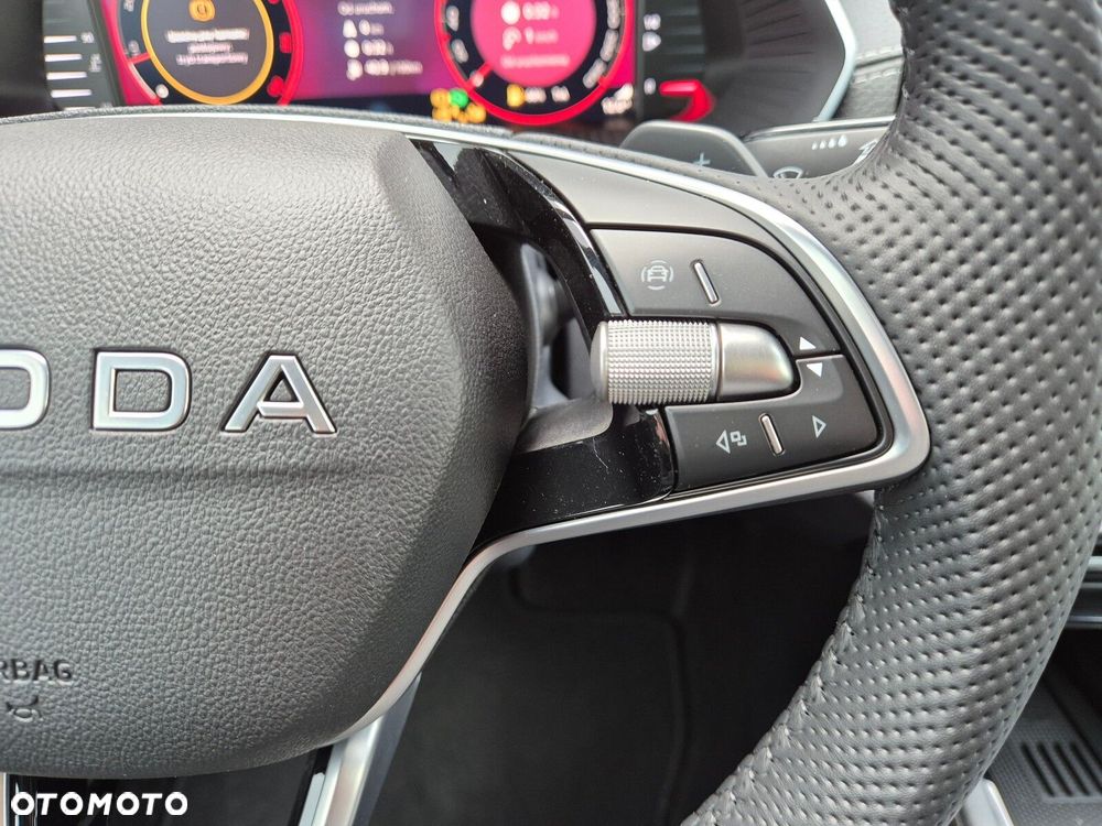 Skoda Octavia 2.0 TDI Sportline DSG - 37