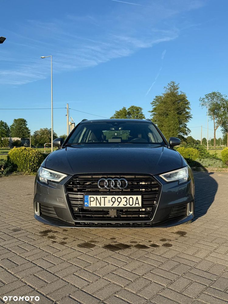 Audi A3 Sportback 2.0 TDI Ambiente - 1