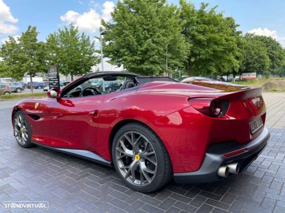Ferrari Portofino - 8