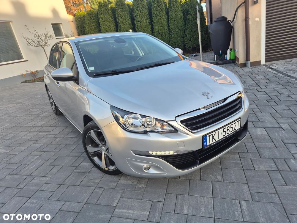 Peugeot 308 - 1