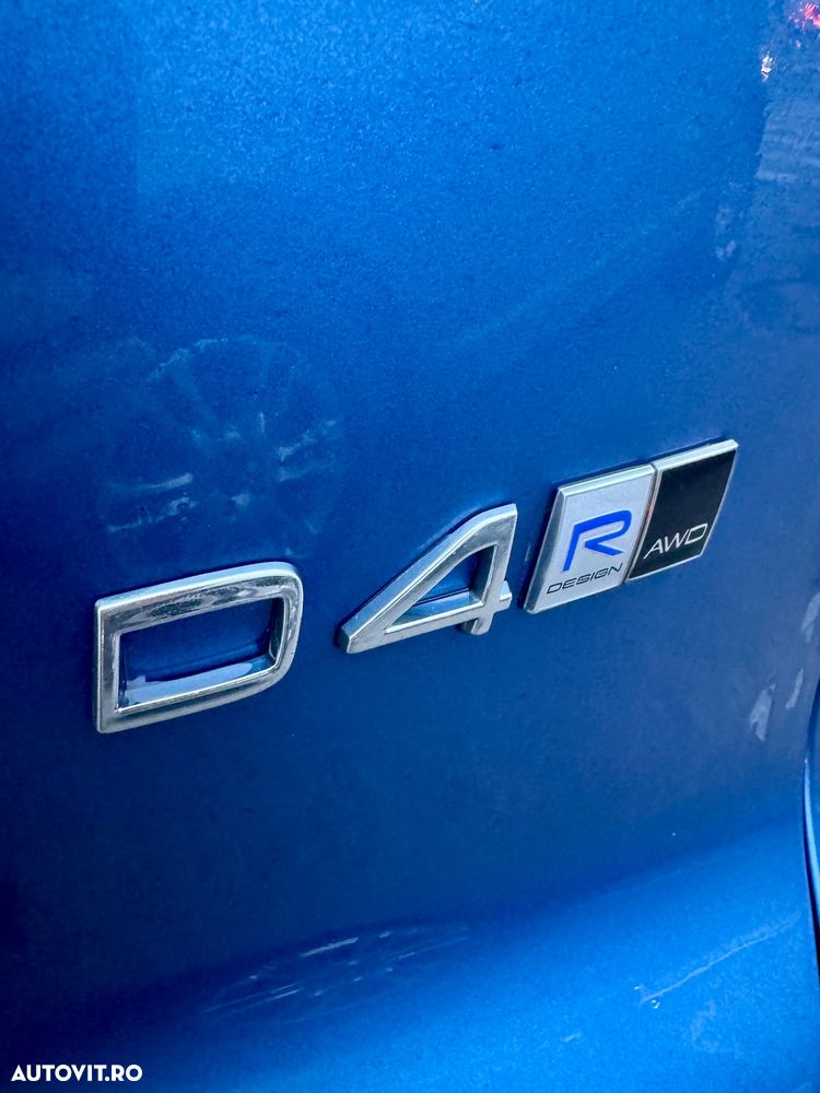 Volvo XC 40 D4 AWD R-Design - 2