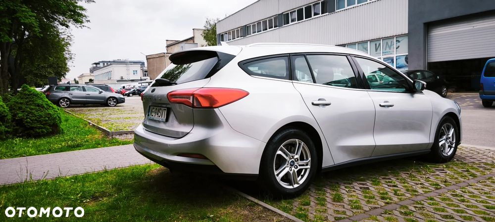 Ford Focus 1.0 EcoBoost Trend Edition Business - 11