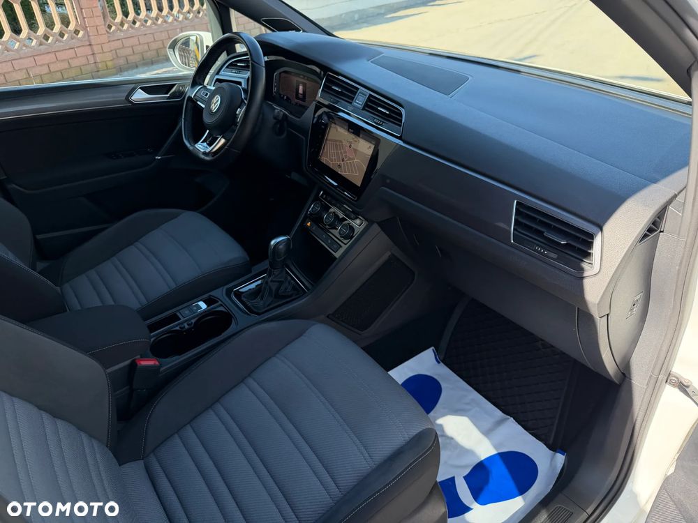 Volkswagen Touran 1.5 TSI EVO Highline DSG - 11