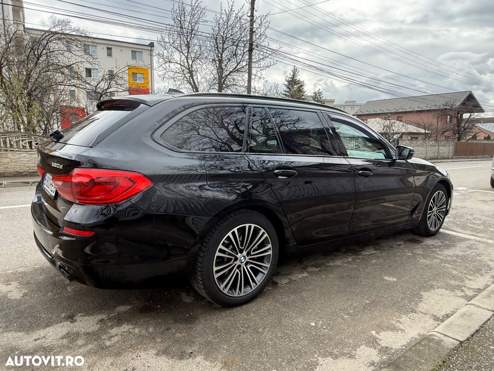BMW Seria 5 520d xDrive AT - 5