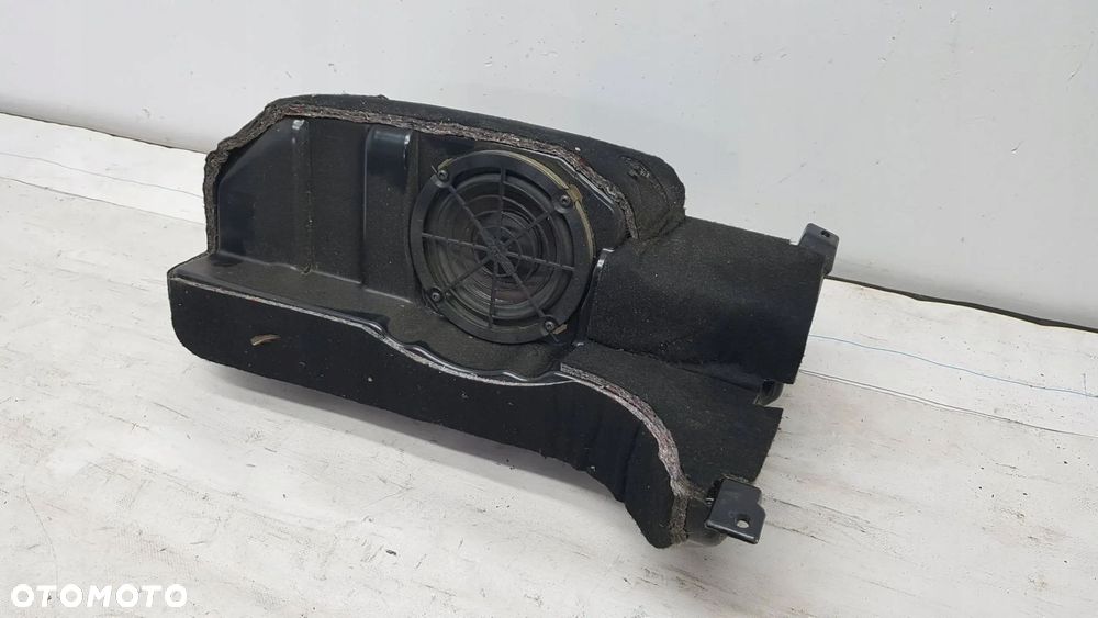 audi a6 c5 kombi subufer subwoofer głosnik niskotonowy wzmacniacz - 1