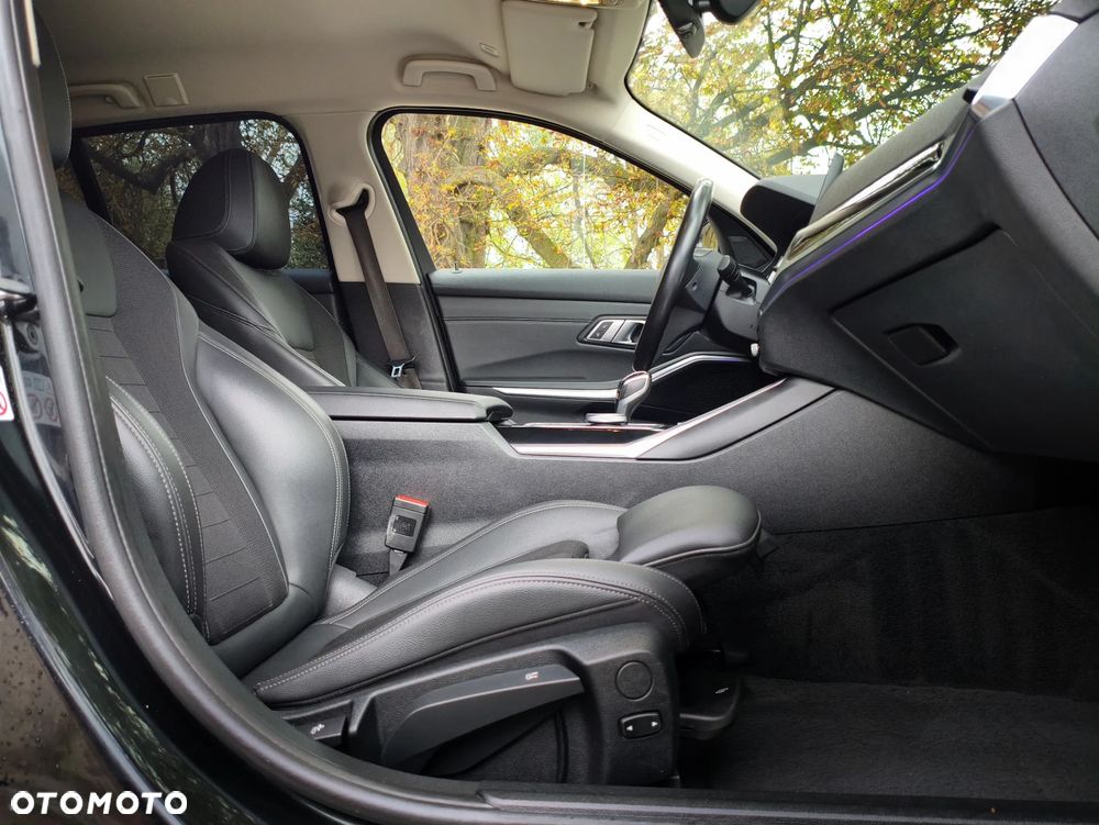 BMW Seria 3 330e Luxury Line sport - 6