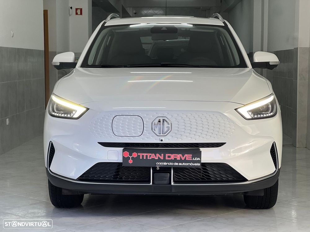 MG ZS EV 72.6 kWh Luxury - 2