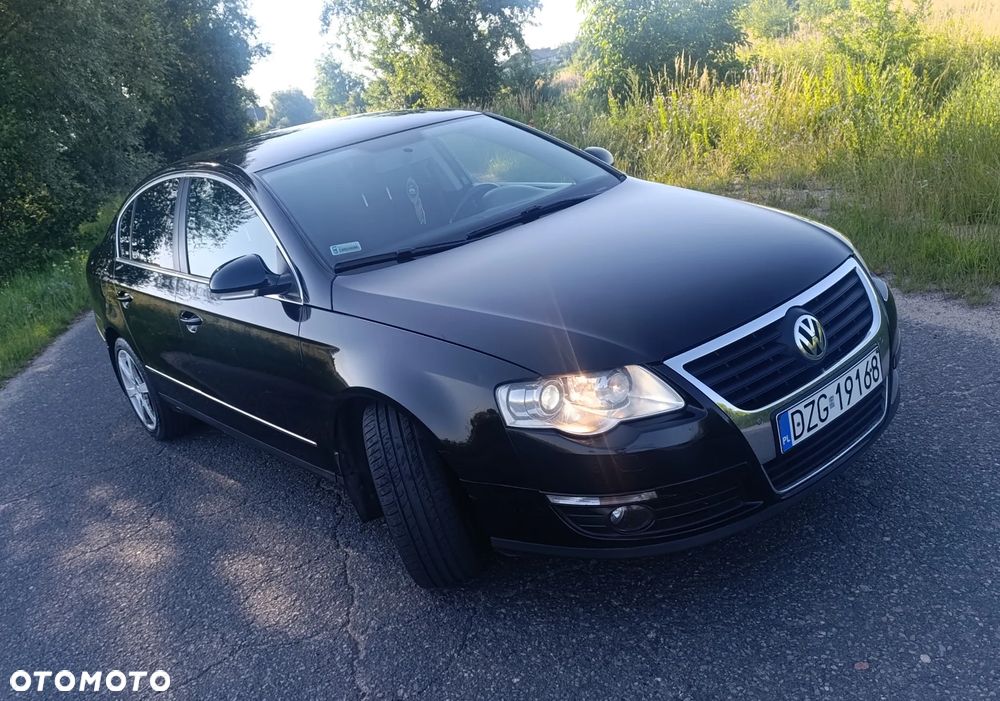 Volkswagen Passat 2.0 TDI DPF Comfortline - 8