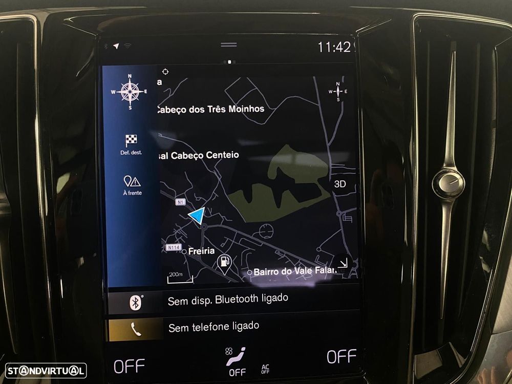 Volvo V60 2.0 B4 Momentum Geartronic - 25