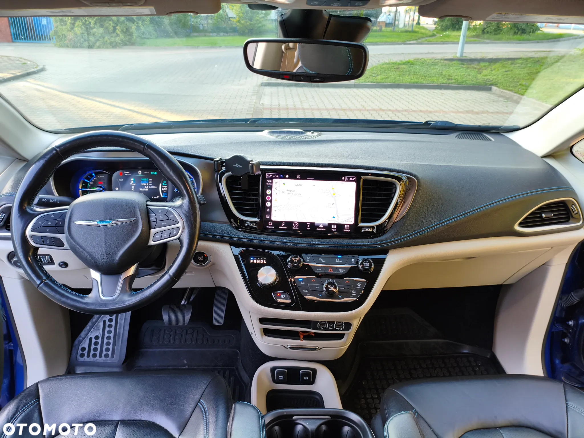 Chrysler Pacifica - 15