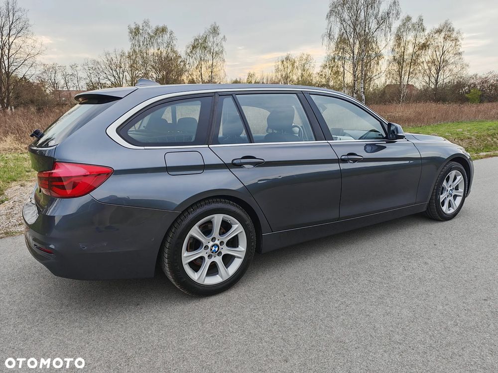 BMW Seria 3 320d - 17