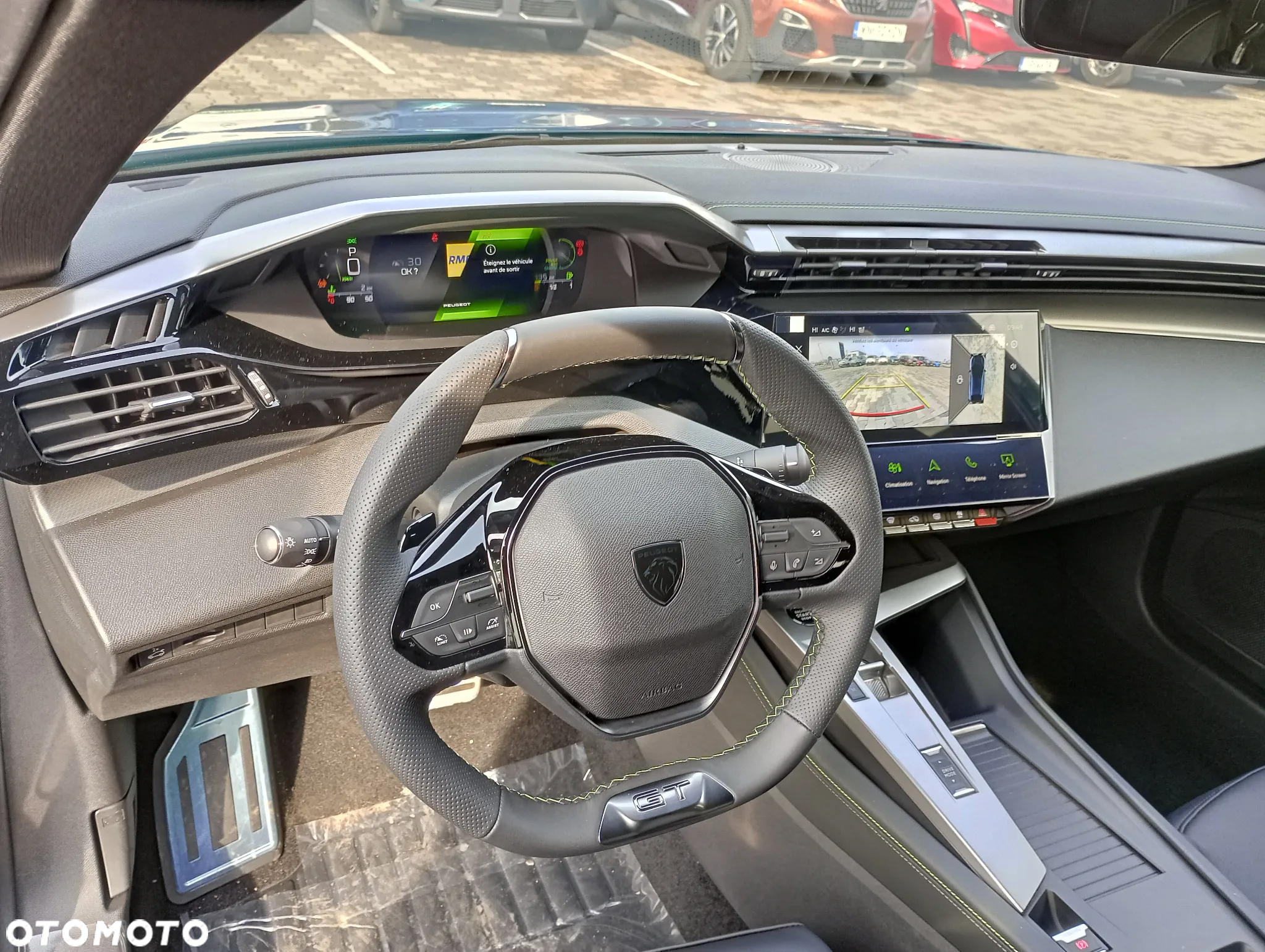 Peugeot 408 - 5