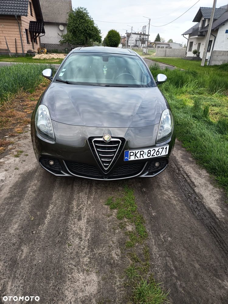Alfa Romeo Giulietta 1.6 JTDM Veloce - 2