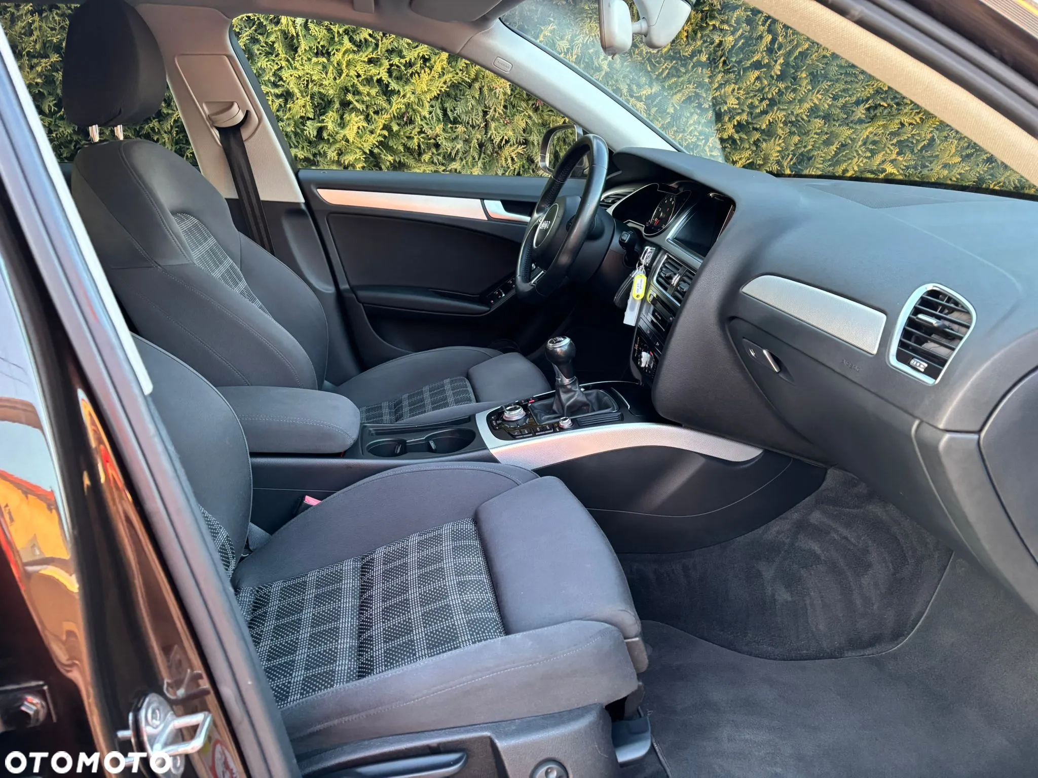 Audi A4 Avant 1.8 TFSI Attraction - 14
