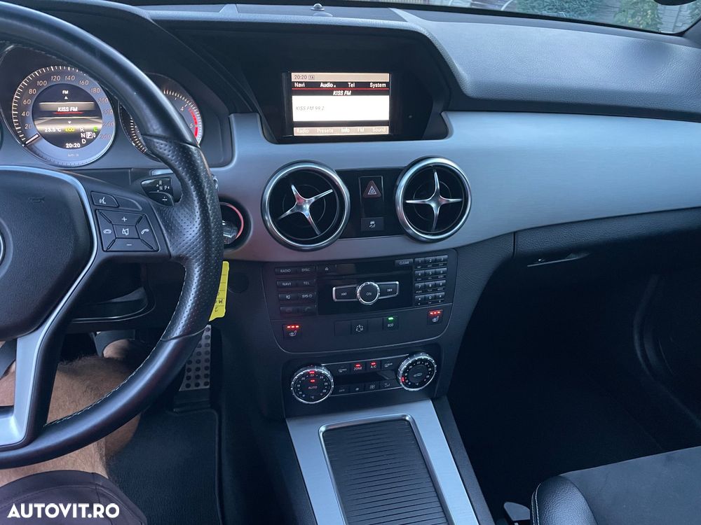 Mercedes-Benz GLK - 8