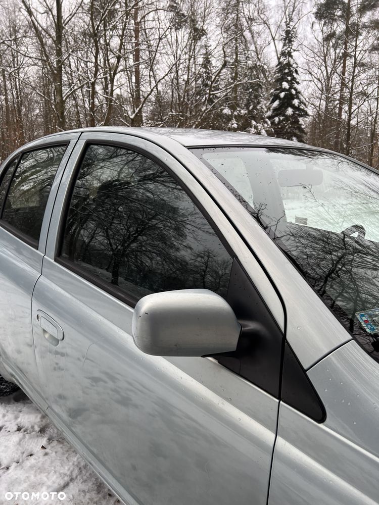 Toyota Yaris 1.3 Terra - 7