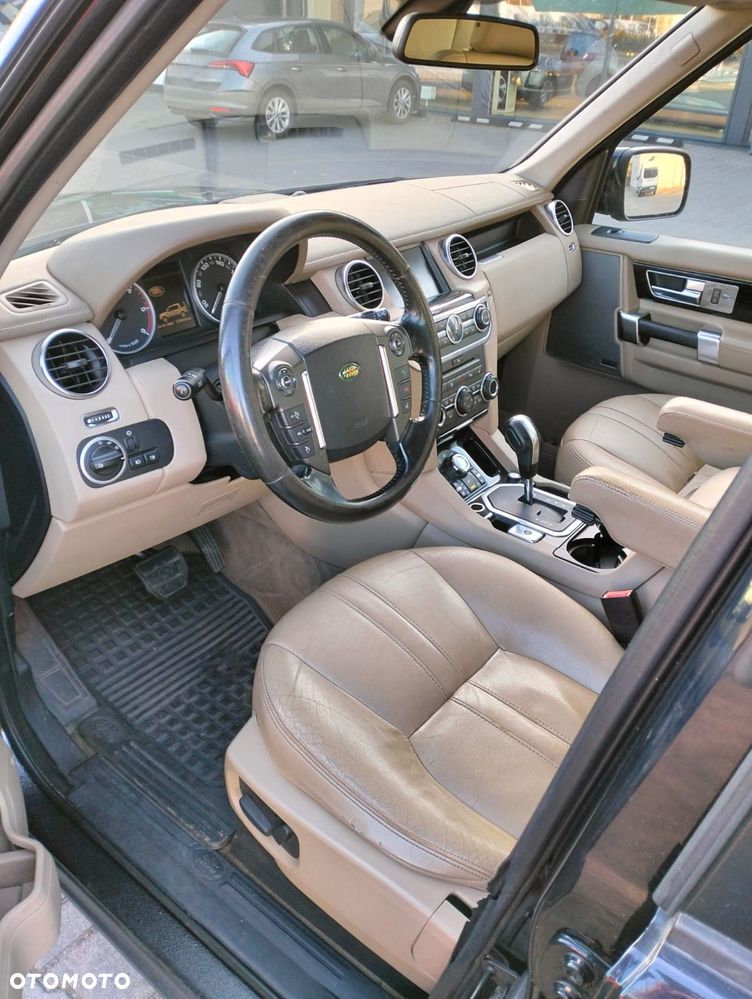 Land Rover Discovery 2.7D V6 HSE - 29