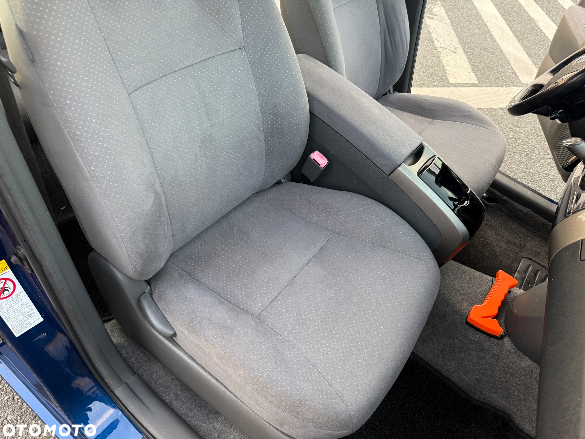 Toyota Prius - 17