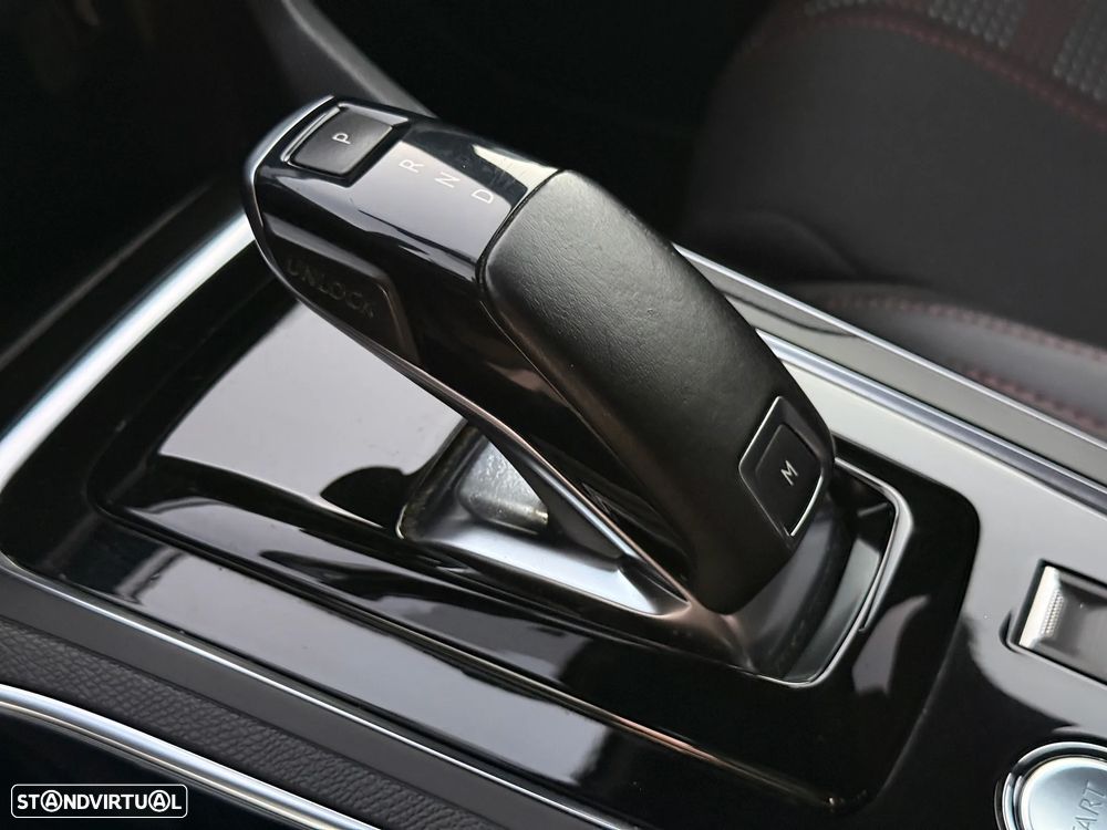 Peugeot 308 1.2 PureTech GT Line EAT8 - 40