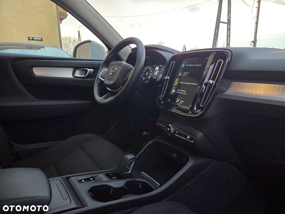 Volvo XC 40 D3 SCR Momentum - 13