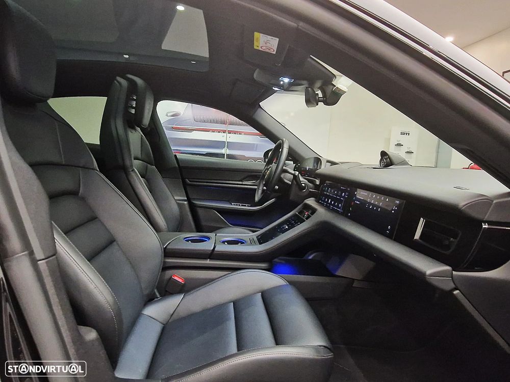 Porsche Taycan Standard - 21