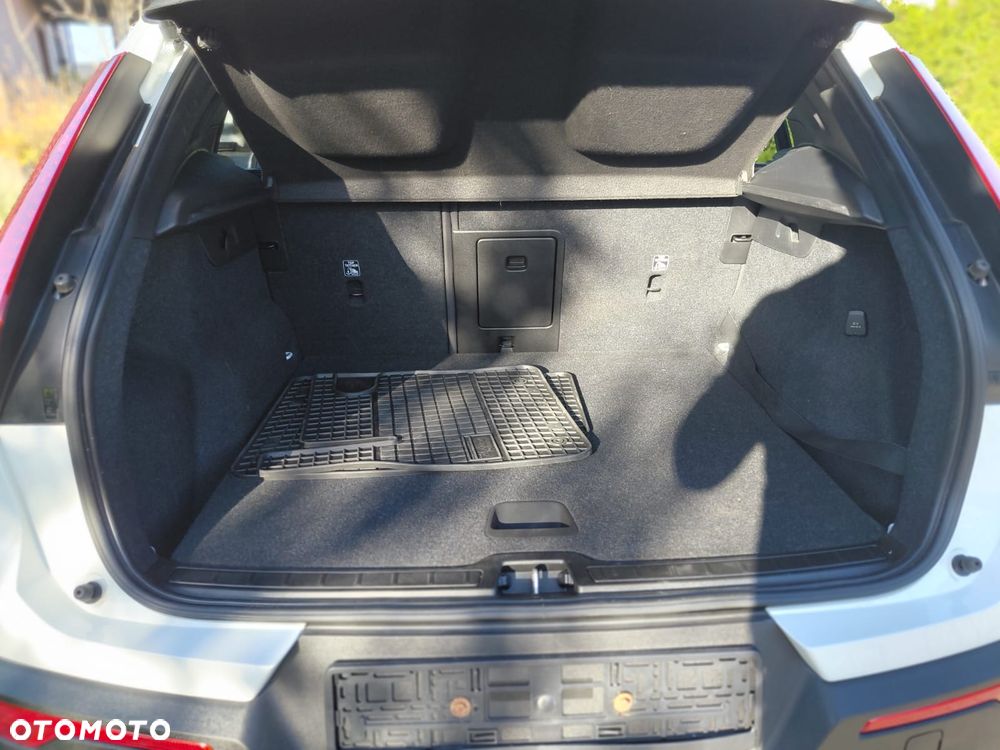 Volvo XC 40 D3 AWD Inscription - 12