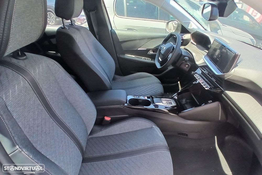 Peugeot 208 1.2 Hybrid Allure e-DCS6 - 14