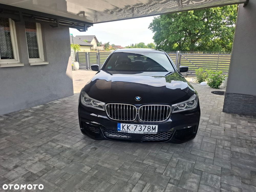 BMW Seria 7 740e iPerformance - 5